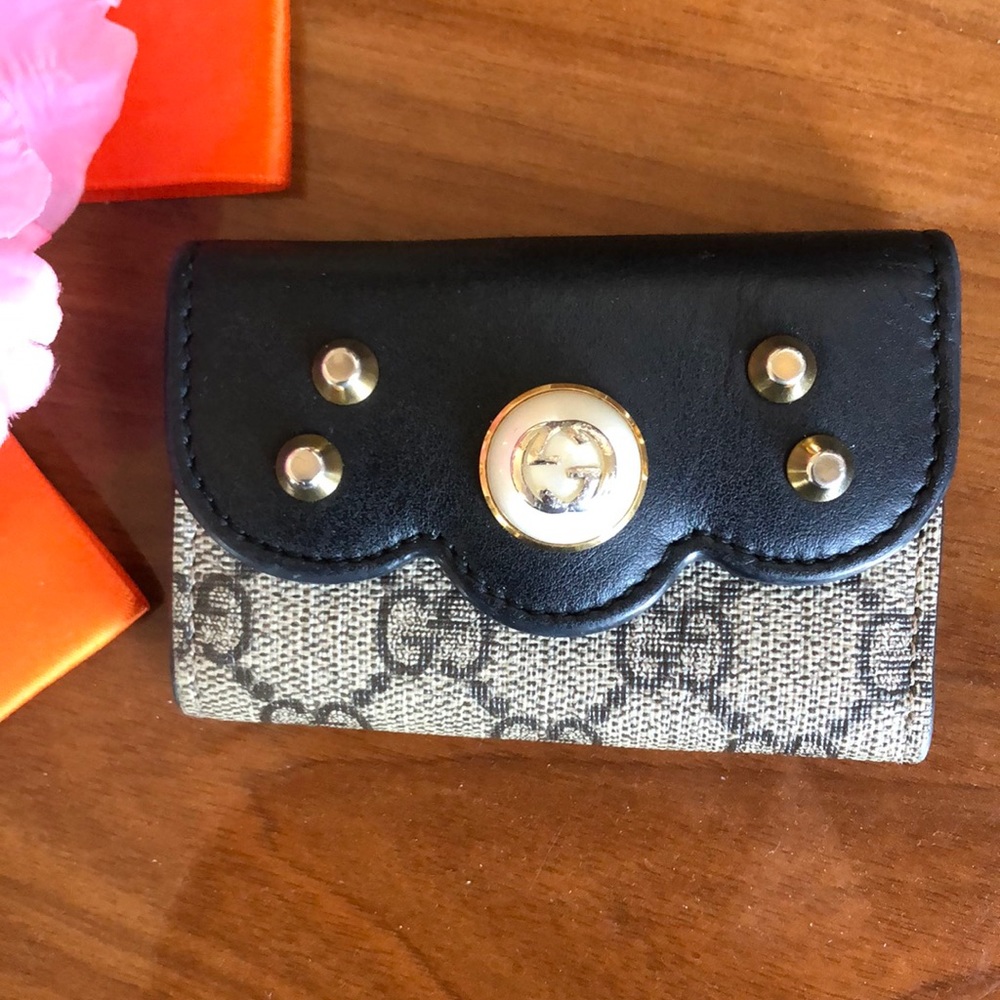 Authentic Gucci key chain 🔥